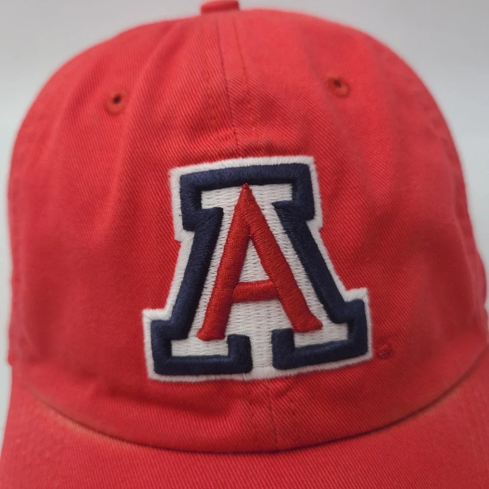 Arizona Wildcats Hat Strapback Nike Red Blue‎ NCAA Logo Heritage86 Dri-Fit Men